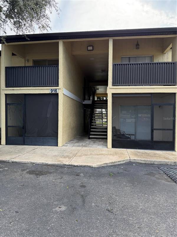 916 LAKE DESTINY RD #H, Altamonte Springs, FL 32714