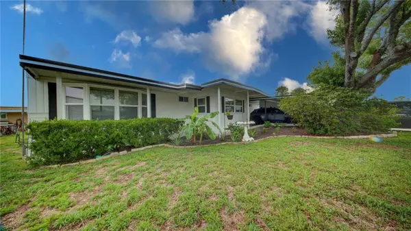 2753 VINDALE RD, Tavares, FL 32778