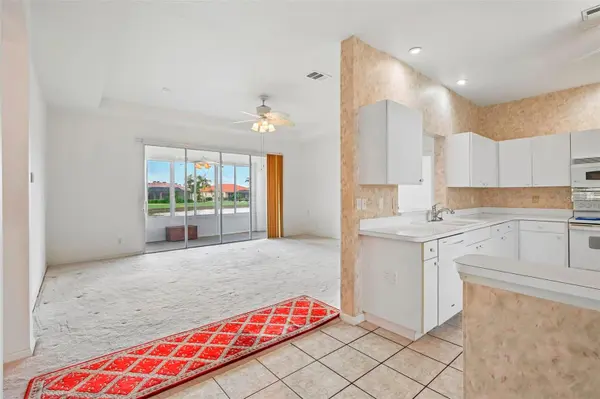 1104 VILLEROY DR, Sun City Center, FL 33573