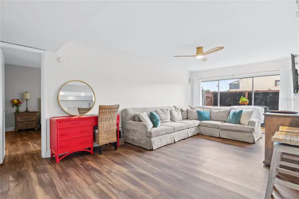 782 VILLAGE LAKE TER N #103, St Petersburg, FL 33716