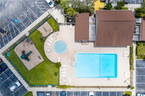 782 VILLAGE LAKE TER N #103, St Petersburg, FL 33716
