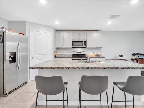 16636 WINDMILL FORGE PASS, Wimauma, FL 33598