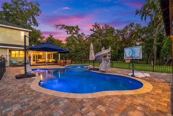 15610 COUNTRY LN, Spring Hill, FL 34610