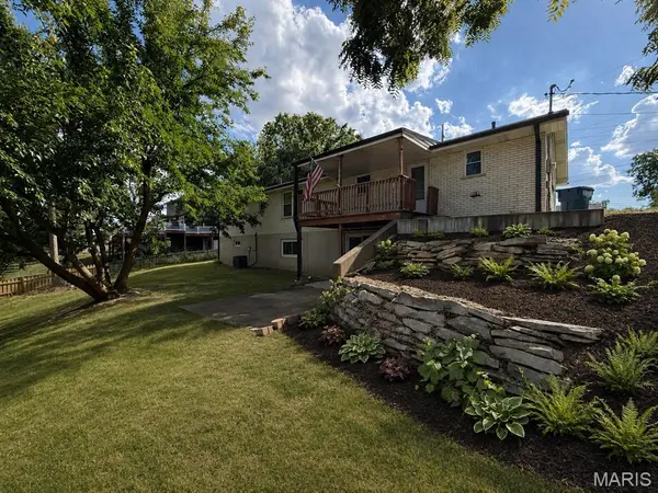 635 Lonedell RD, Arnold, MO 63010