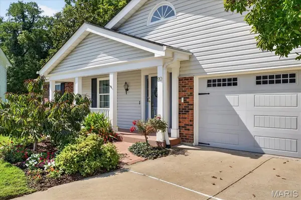 20 Ardennais RD, St Peters, MO 63376