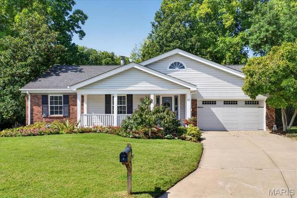 20 Ardennais RD, St Peters, MO 63376