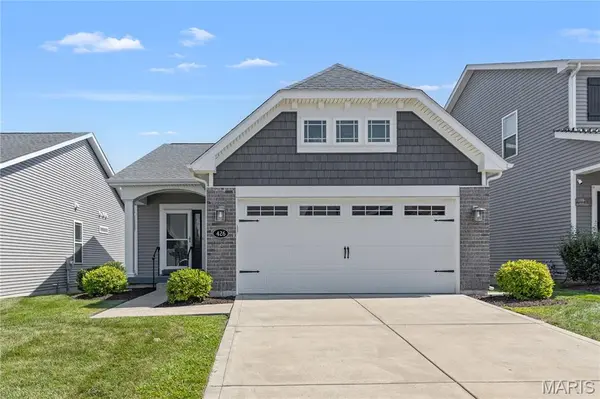 426 Summer Glen LN, St Charles, MO 63301
