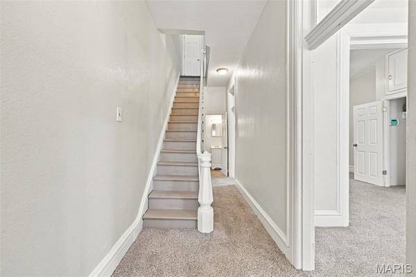 3034 Rutger ST, St Louis, MO 63104