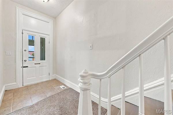 3034 Rutger ST, St Louis, MO 63104