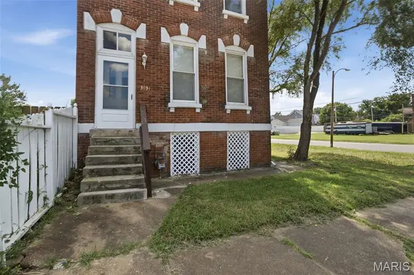 3034 Rutger ST, St Louis, MO 63104