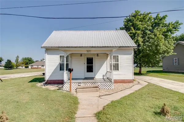 1011 Walnut ST, Greenfield, IL 62044
