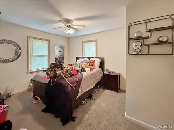 218 N Marguerite AVE, Ferguson, MO 63135