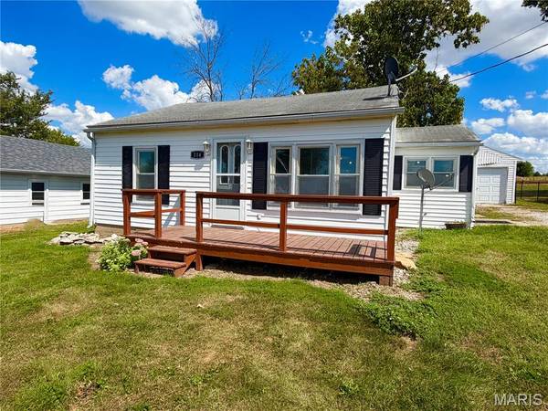114 N Netherland, Perry, MO 63462