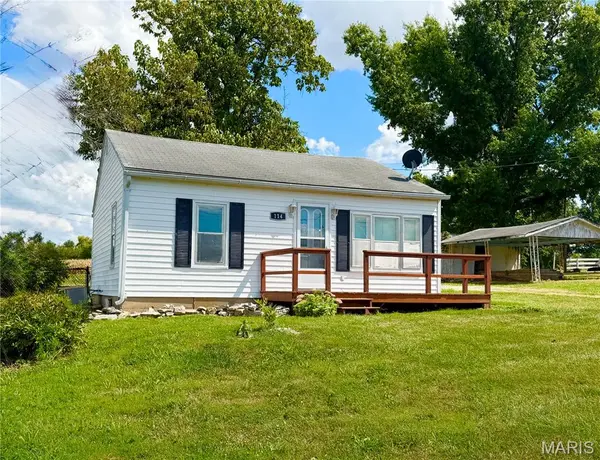 114 N Netherland, Perry, MO 63462