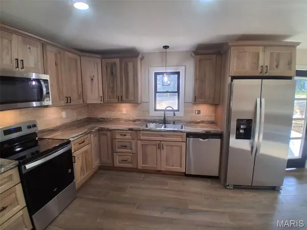 2026 Carson Dr., Doniphan, MO 63935