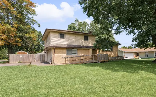 2308 Slayback ST, Urbana, IL 61802