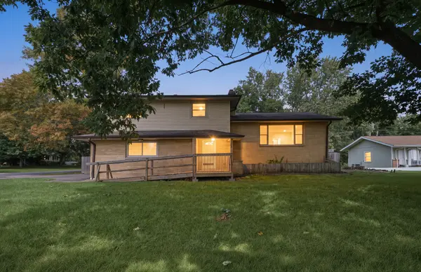 2308 Slayback ST, Urbana, IL 61802