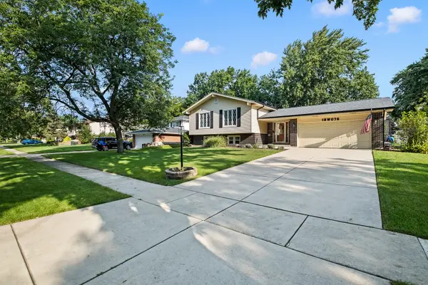 Address not disclosed, Darien, IL 60561