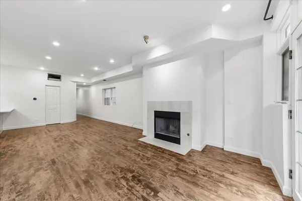 1046 W Fulton Market #3, Chicago, IL 60607