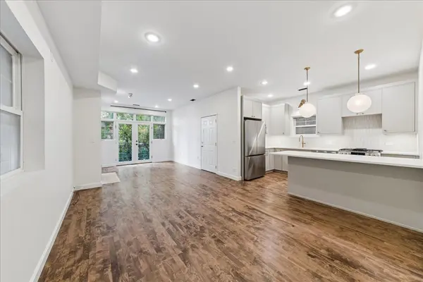 1046 W Fulton Market #3, Chicago, IL 60607