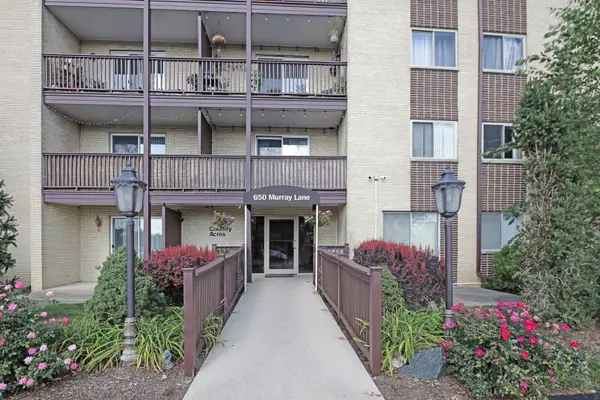 650 Murray LN #210, Des Plaines, IL 60016