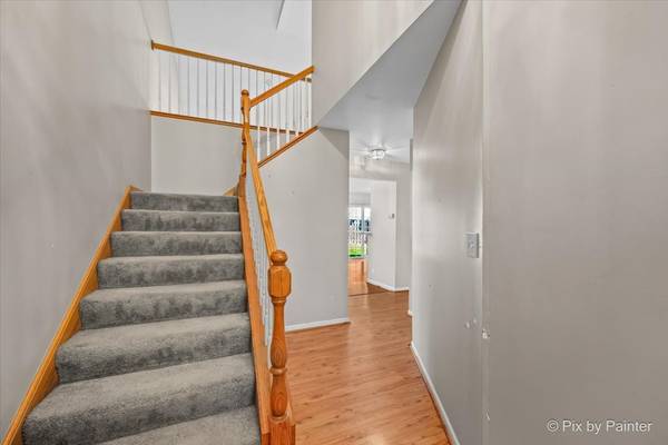 1158 E DANBURY DR, Cary, IL 60013