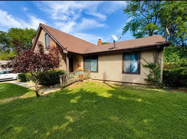 1923 N Jackson ST, Waukegan, IL 60087