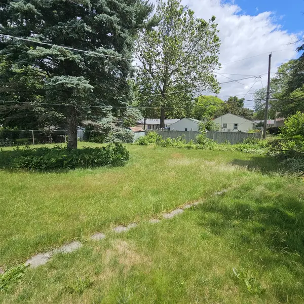 1307 Winthrop LN, Rockford, IL 61107