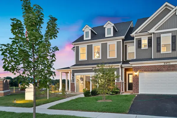 2306 Horseshoe CIR #08903, Naperville, IL 60564