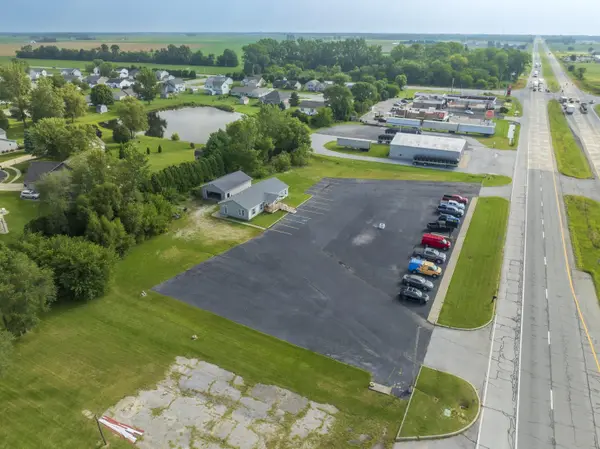 10137 W Us-30, Wanatah, IN 46390