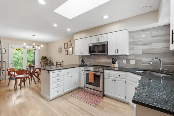 3676 Widgeon WAY, Eagan, MN 55123