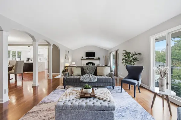 7001 Lanham LN, Edina, MN 55439