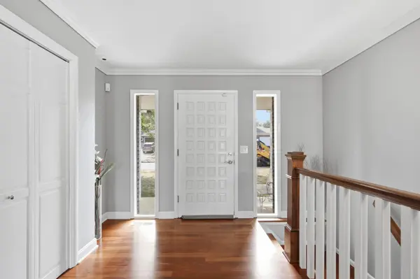 7001 Lanham LN, Edina, MN 55439