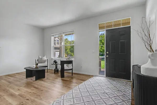 8330 Chestnut CT, Victoria, MN 55386
