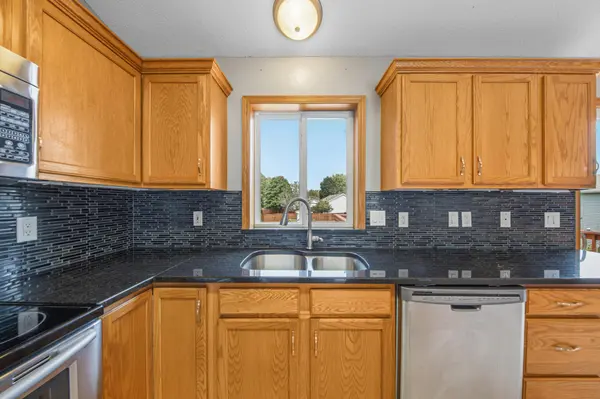 4 Lillie LN SE, Pine Island, MN 55963