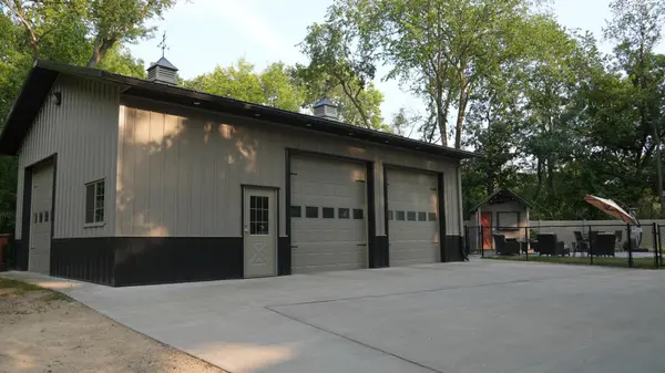 136 County RD E, Houlton, WI 54082