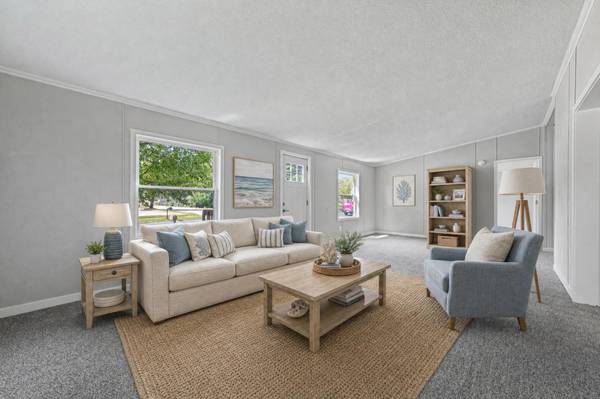 104 Central AVE S, Dodge Center, MN 55927