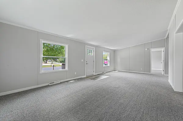 104 Central AVE S, Dodge Center, MN 55927