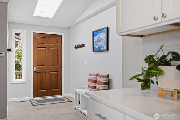 2809 St Clair, Bellingham, WA 98226