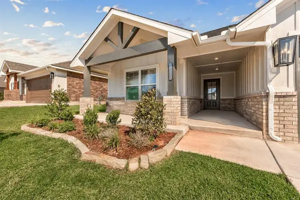 12017 NW 121st CIR, Yukon, OK 73099