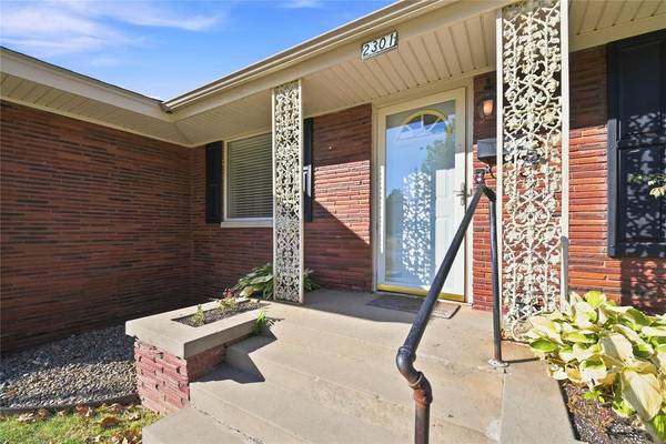 2301 N Warren AVE, Oklahoma City, OK 73107