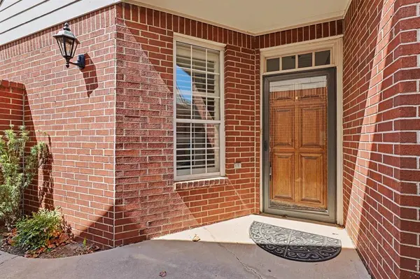 8616 N May AVE #30B, Oklahoma City, OK 73120