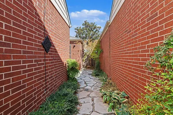 8616 N May AVE #30B, Oklahoma City, OK 73120