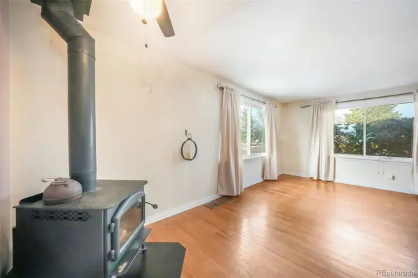 1915 E Jackson ST, Colorado Springs, CO 80909