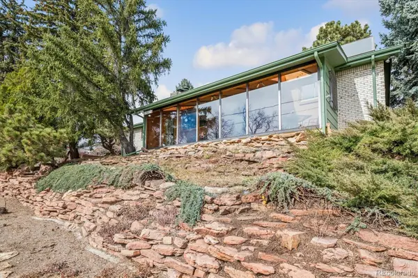 7027 W 70th AVE, Arvada, CO 80003
