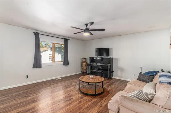 17063 E Greenwood CIR, Aurora, CO 80013