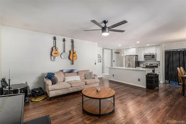 17063 E Greenwood CIR, Aurora, CO 80013