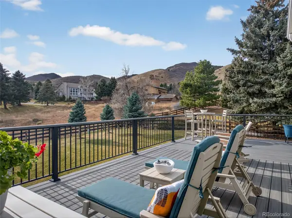 12 Mourning Dove LN, Littleton, CO 80127