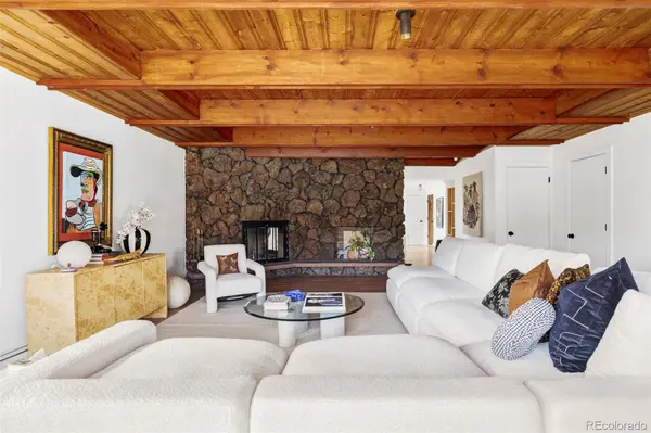 2042 Salisbury CT, Lafayette, CO 80026