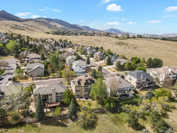 12 Mountain Laurel DR, Littleton, CO 80127